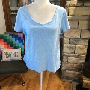 TALBOTS SIZE LARGE MARLED BLUE V/NECK SHORT SLEEVE SHIRT IN EUC VERY STRETCHY